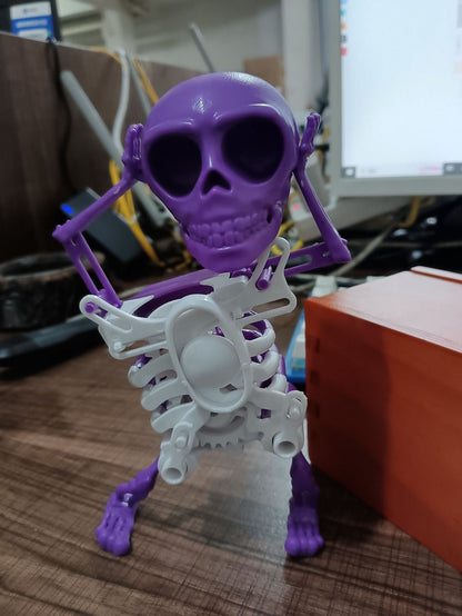 Dancing & Swinging 3d Skull Toy – Music-reactive, Durable Plastic | D… – 🎉 A
