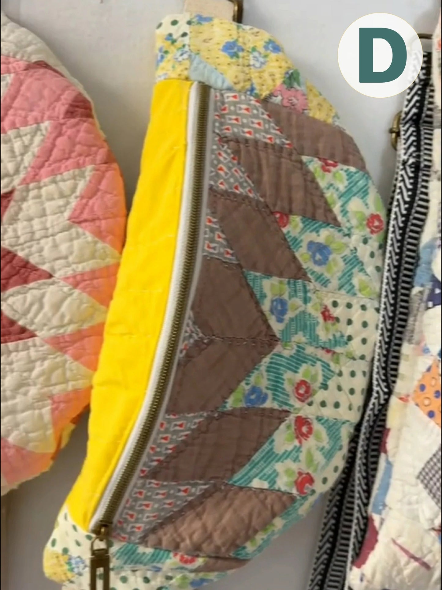 Vintage Patchwork Quilted Sling Bag – Handmade, Adjustable Strap Up T… – 💳